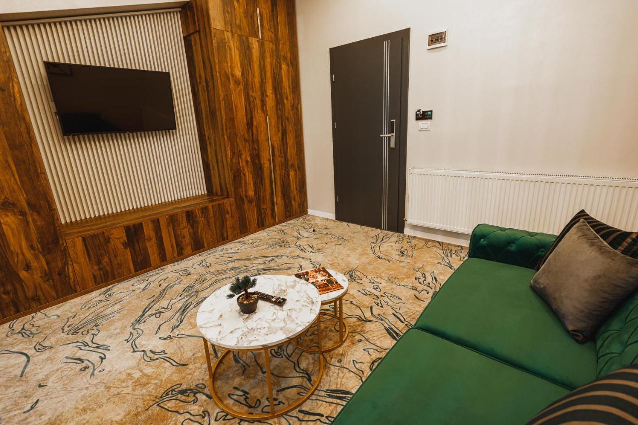 Motel Andra Tekucs Kültér fotó